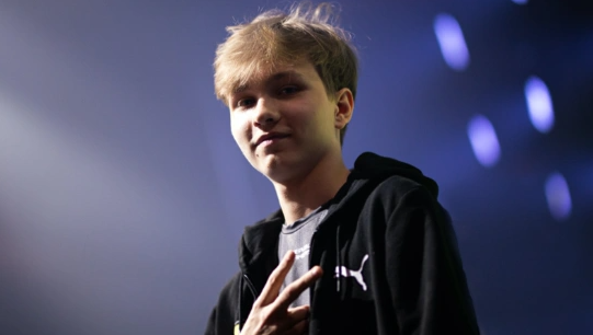 伊劳拉的战 伊劳拉的战