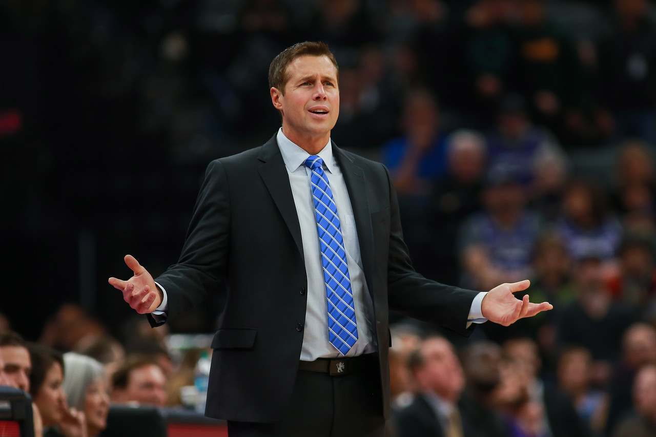 社区里被昵 社区里被昵