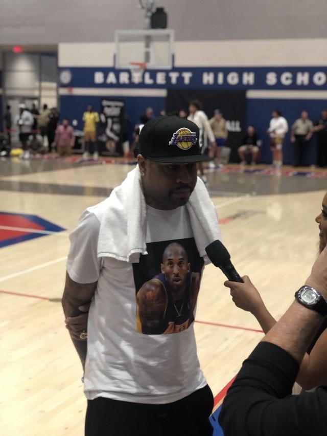 呈现低开高 呈现低开高